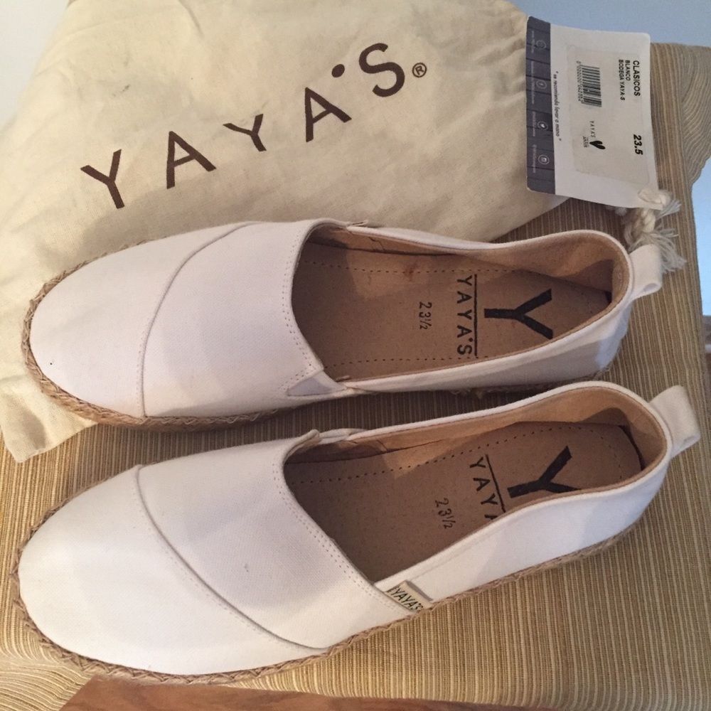 NWT Yaya’s Off-White Canvas Espadrilles Slip-On Flats Size 23.5(6.5-7)